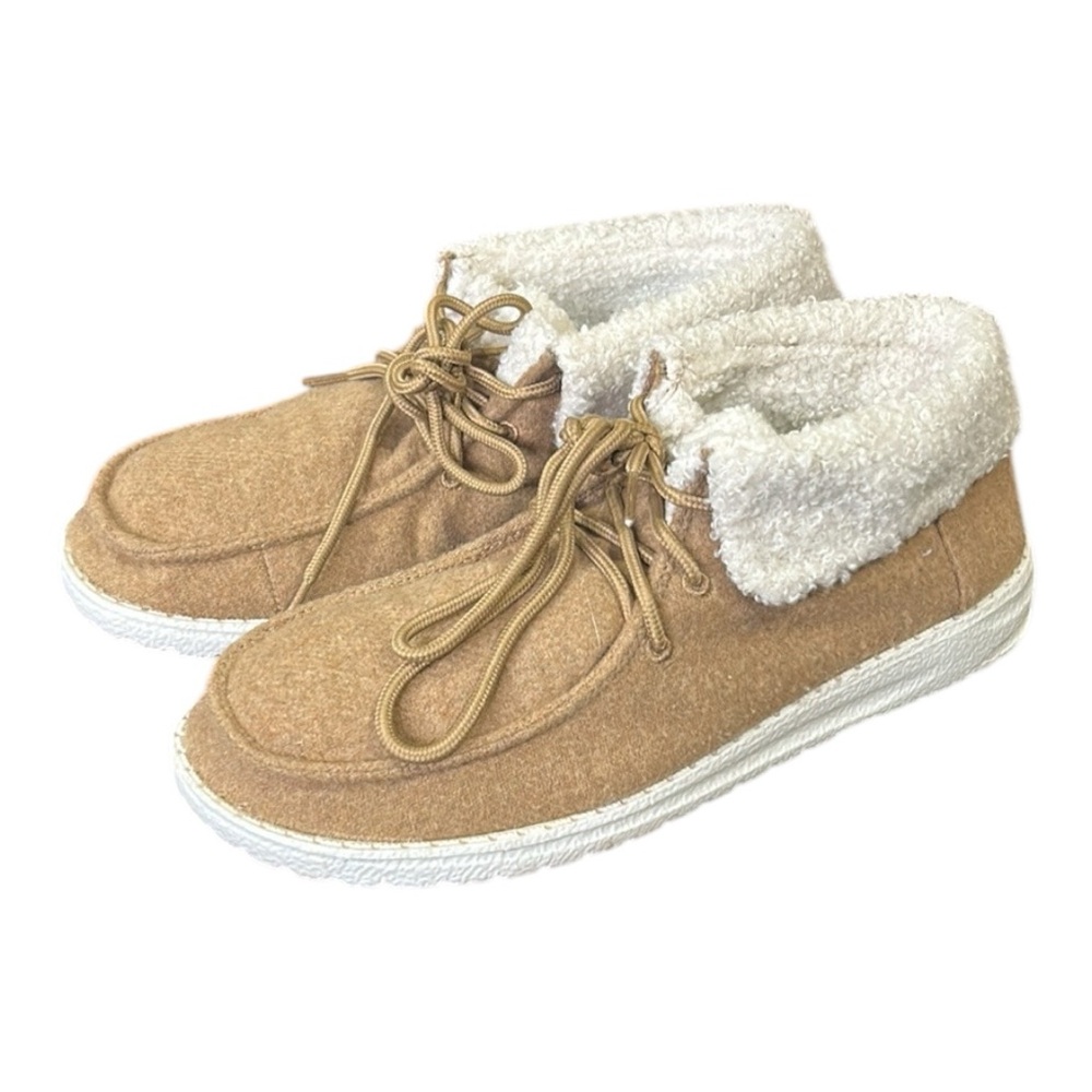 Gypsy Jazz Boho Sherpa Lined Lightweight Lace Detail Slip-On Shoes Tan Size 7.5